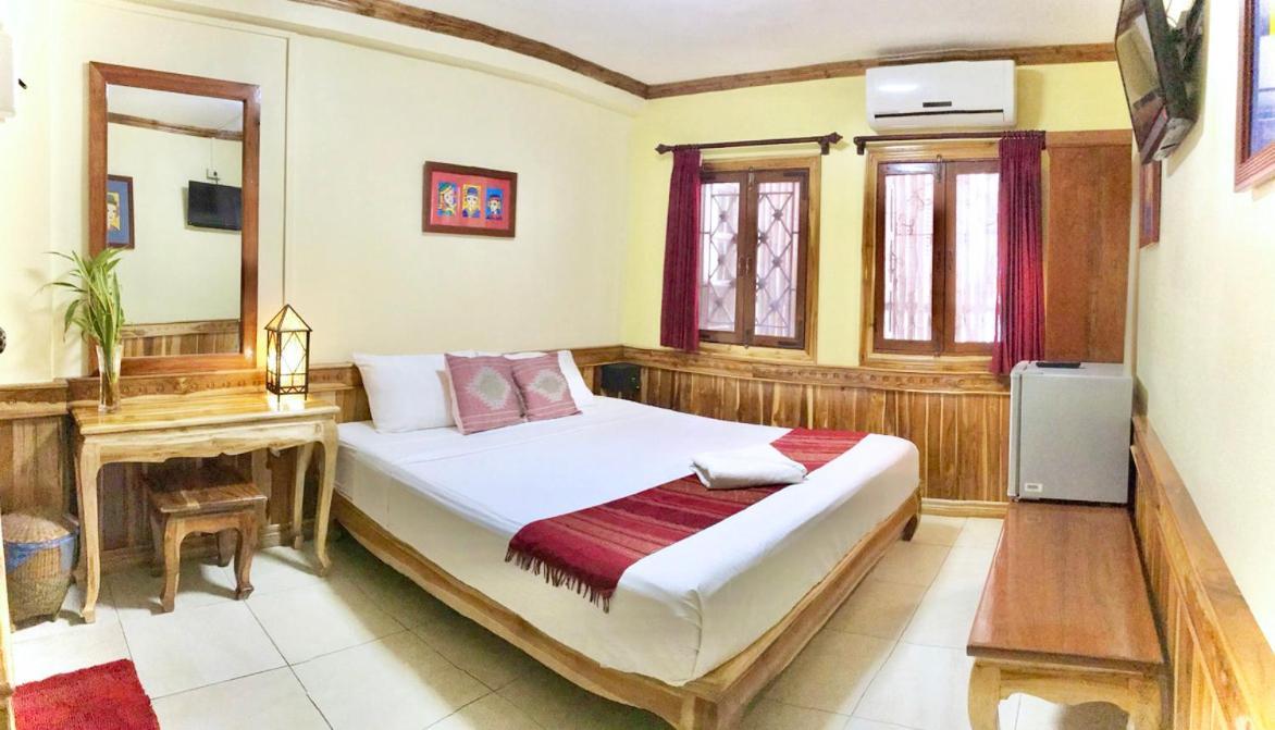 Apple Guesthouse Luang Prabang Exterior photo