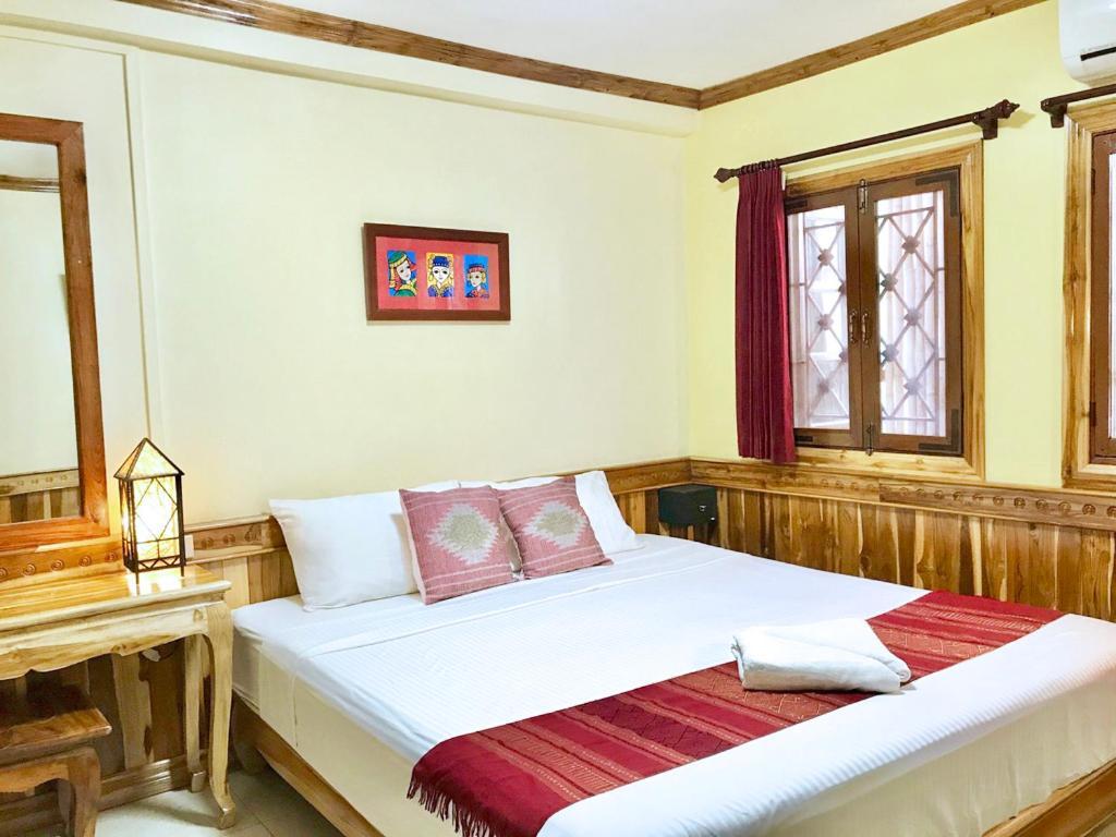 Apple Guesthouse Luang Prabang Exterior photo